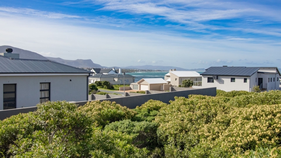 6 Bedroom Property for Sale in Kleinbaai Western Cape